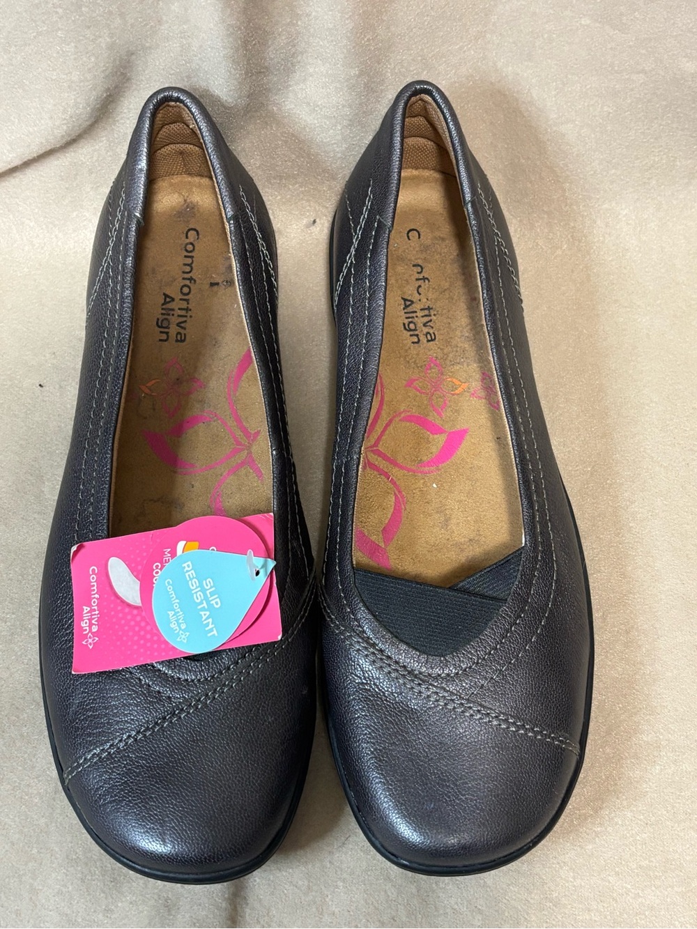 Comfortiva Women's Black Slip-Resistant Ballet Flats Sz 9M New With Tags